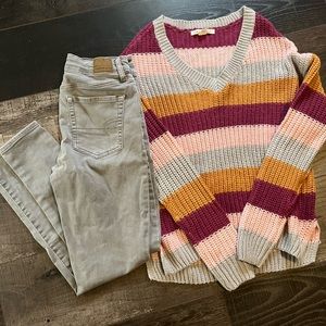 American eagle hi rise size 6 & sweater medium